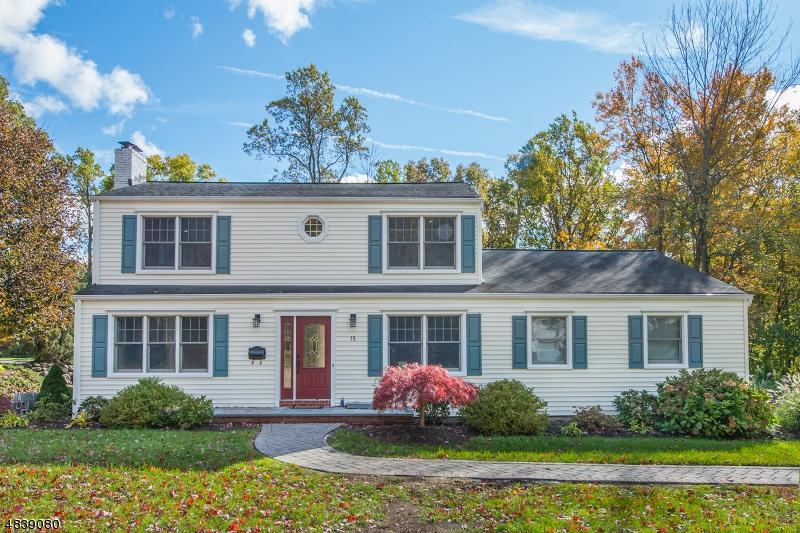 15 Wilcox Dr - Photo 1