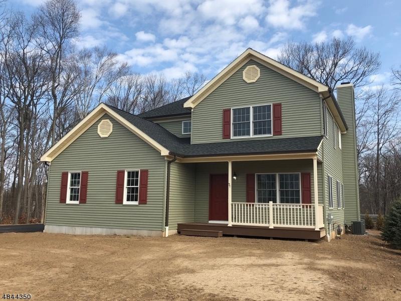 71 Colonial Woods Dr - Photo 1