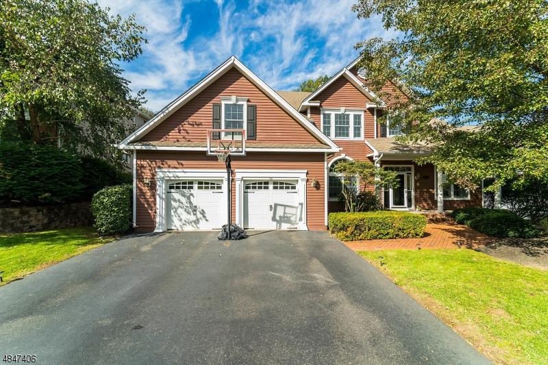 30 Cobble Ln - Photo 1