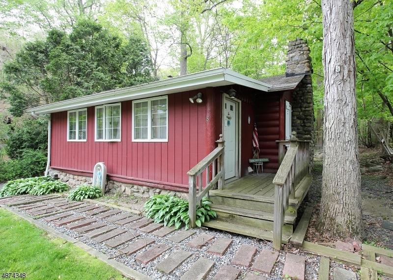 8 Woodland Rd - Photo 1