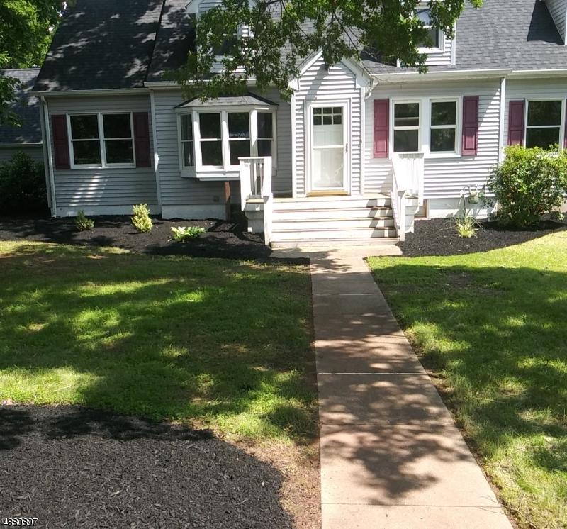 19 Lincoln Ave - Photo 1