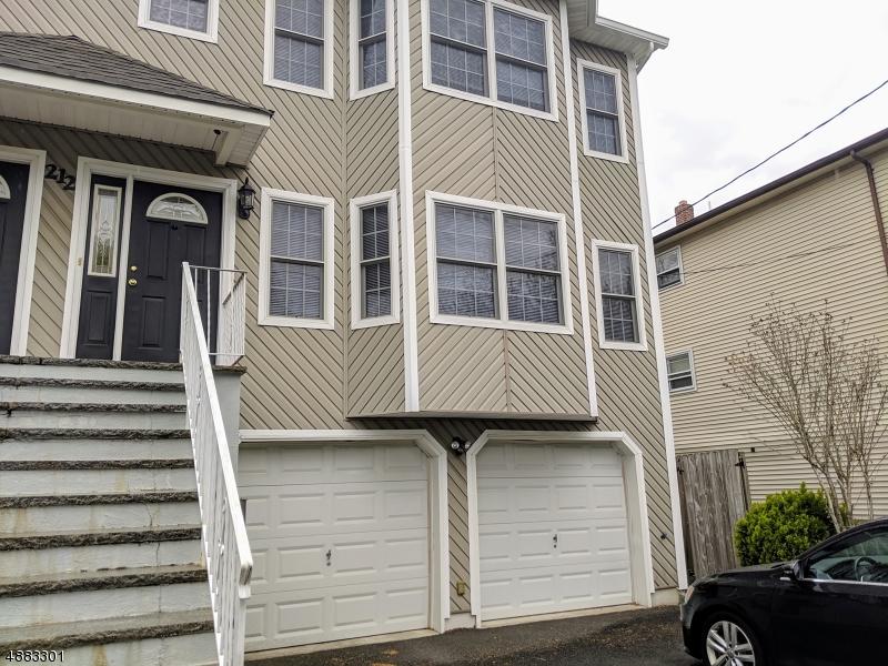 212 N 9Th St - Photo 1