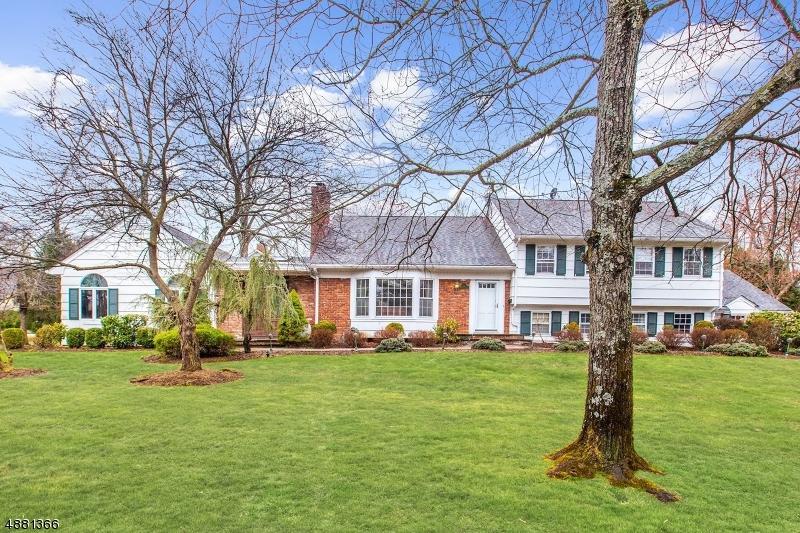 14 Westview Rd - Photo 1