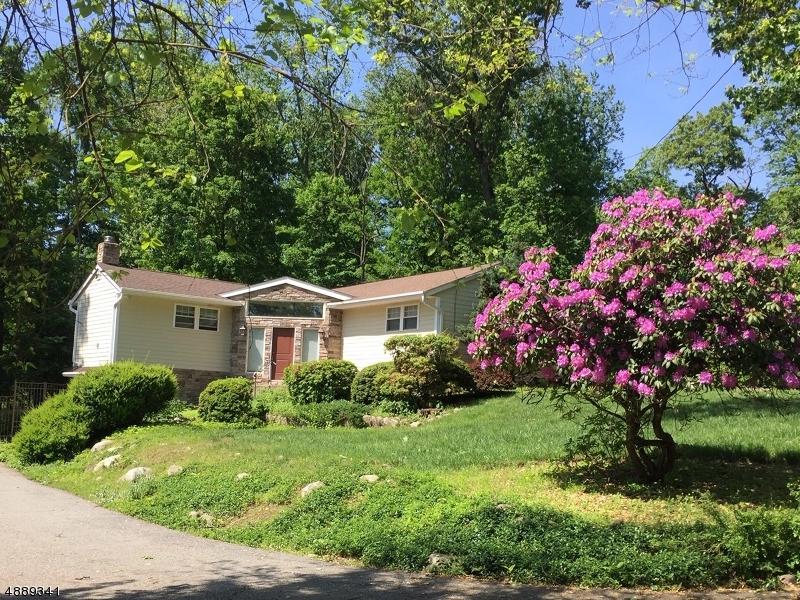 44 Ware Rd - Photo 1