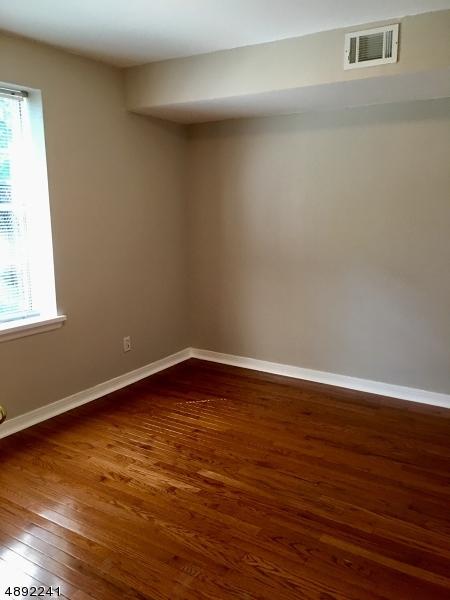 786 Summer Ave - Photo 1
