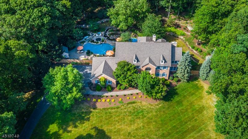 10 Coddington Ln - Photo 1