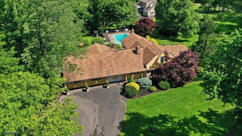 376 Mountain Blvd - Photo 1