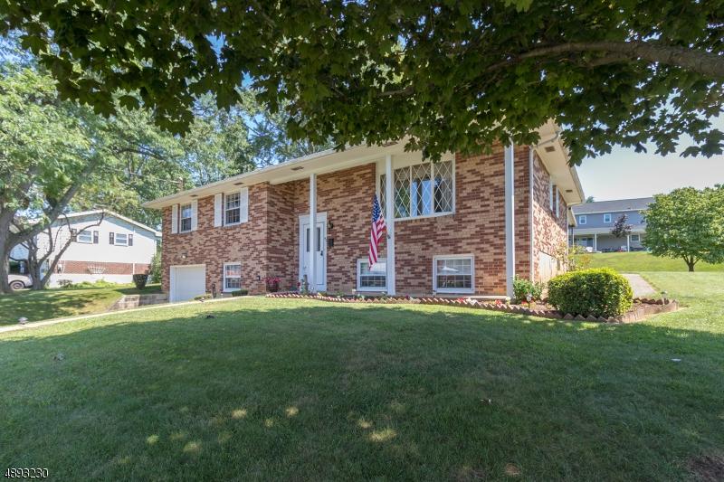 407 Liggett Blvd - Photo 1
