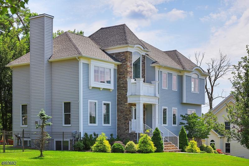 4 Normandy Ct - Photo 1