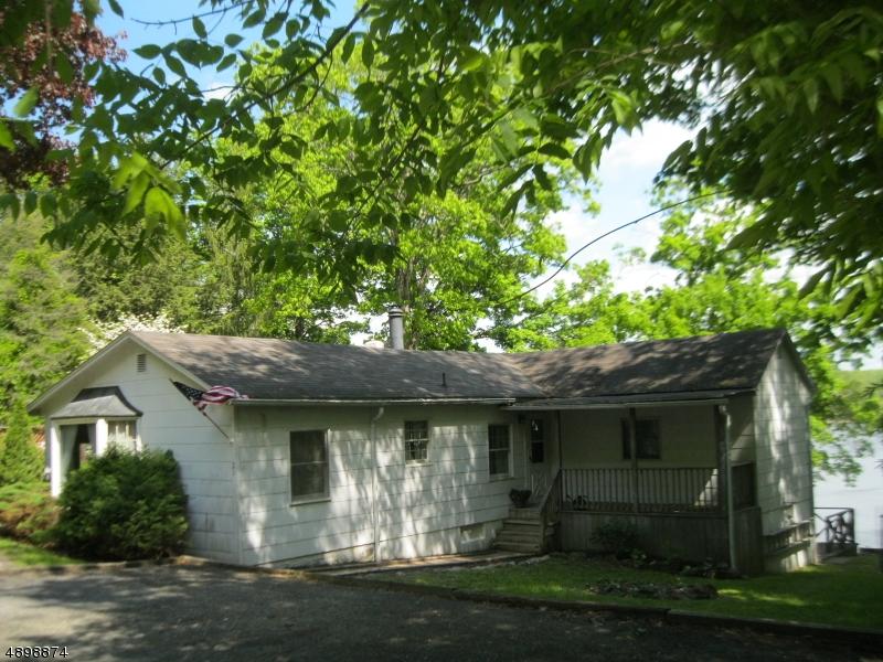 21 W Lakeside Ln - Photo 1