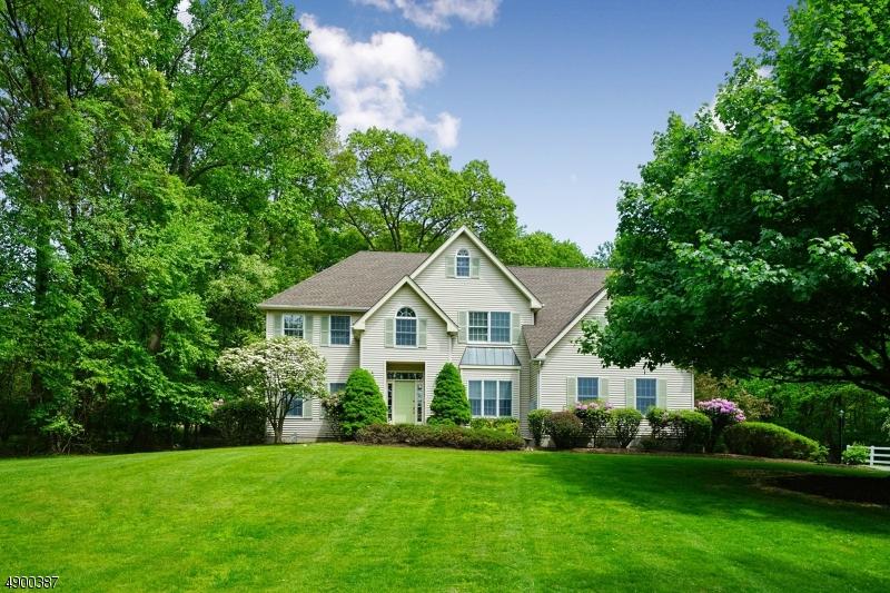 64 Kings Hwy - Photo 1