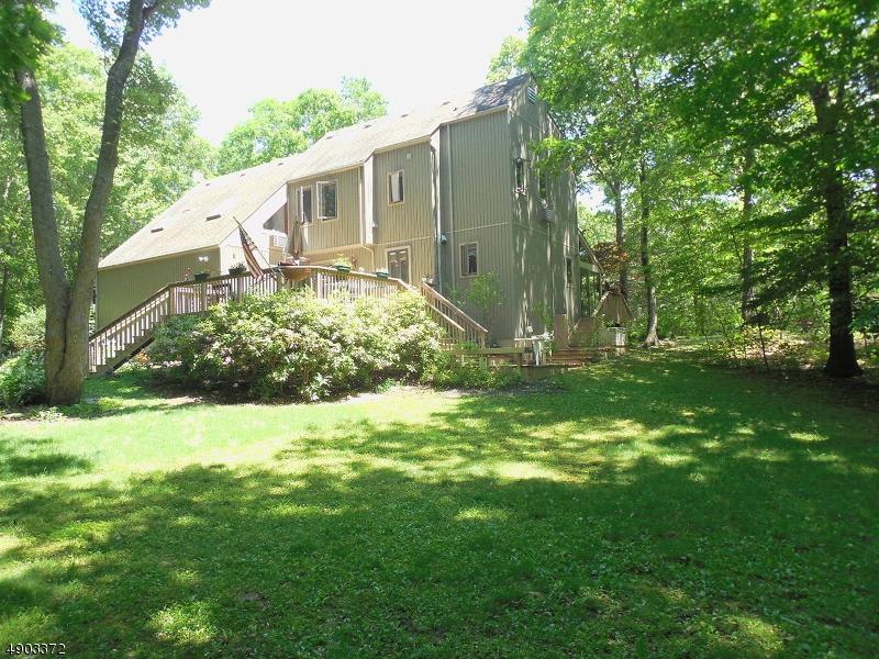 4 Maple Ter - Photo 1