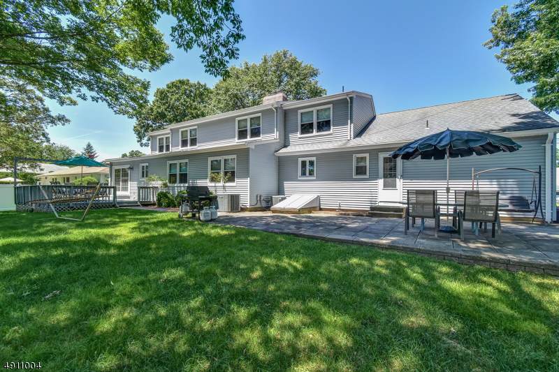 75 Marion Ave - Photo 1
