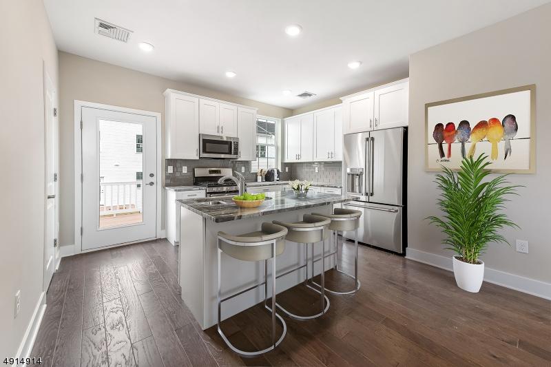 208 Emerald Drive - Photo 1