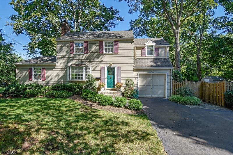 41 Lorraine Rd - Photo 1