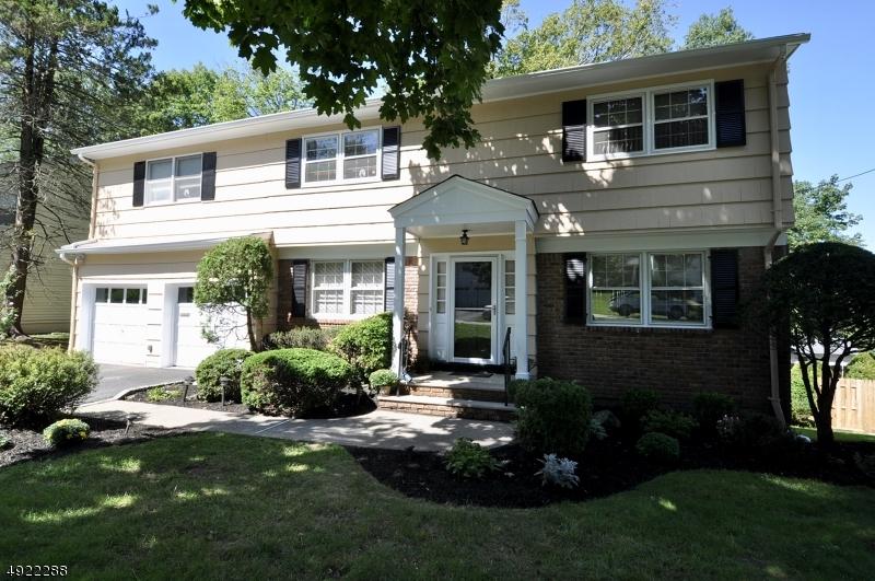 17 Devonshire Ter - Photo 1