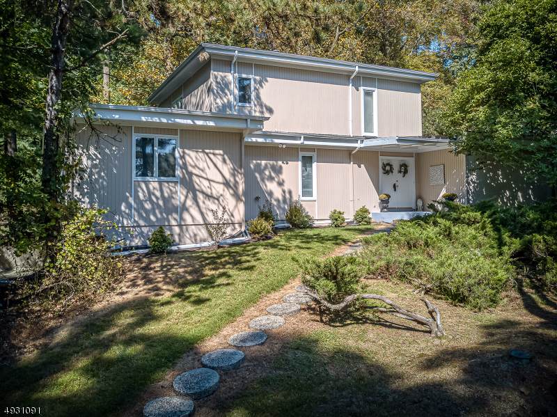 361 Greenbrier Ct - Photo 1