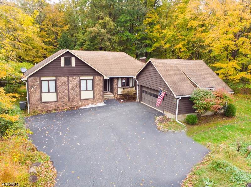 701 W Mountain Rd - Photo 1