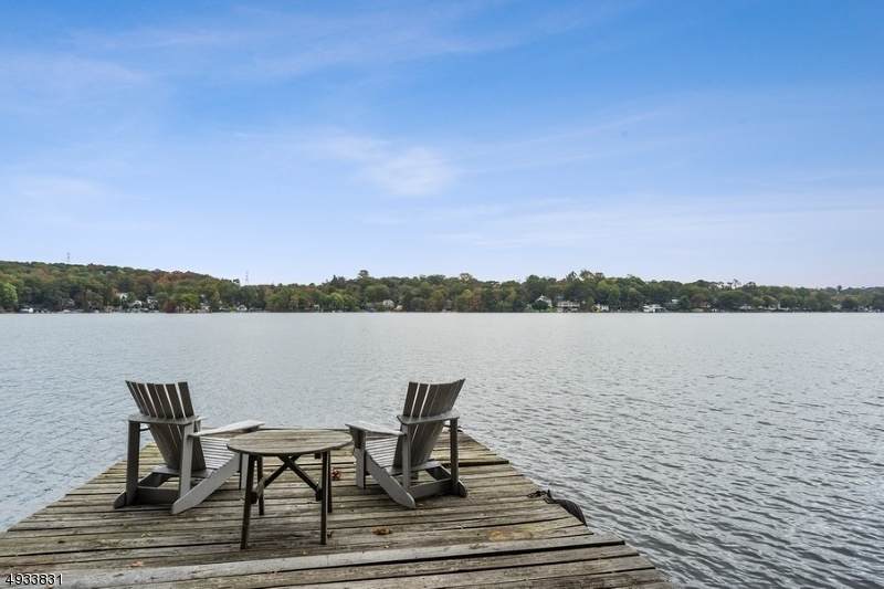 54 Mason St - Photo 1