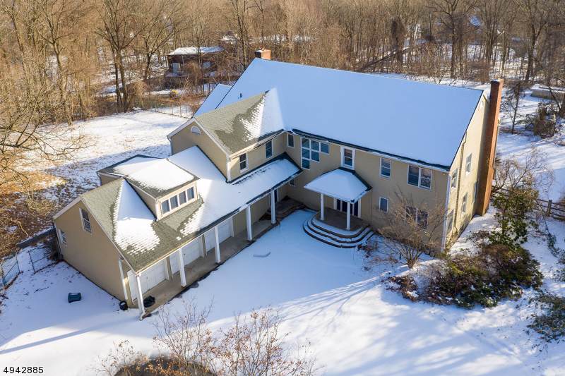 12 Moonshadow Ct - Photo 1