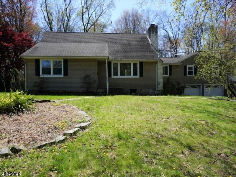15 Far Hills Ave - Photo 1