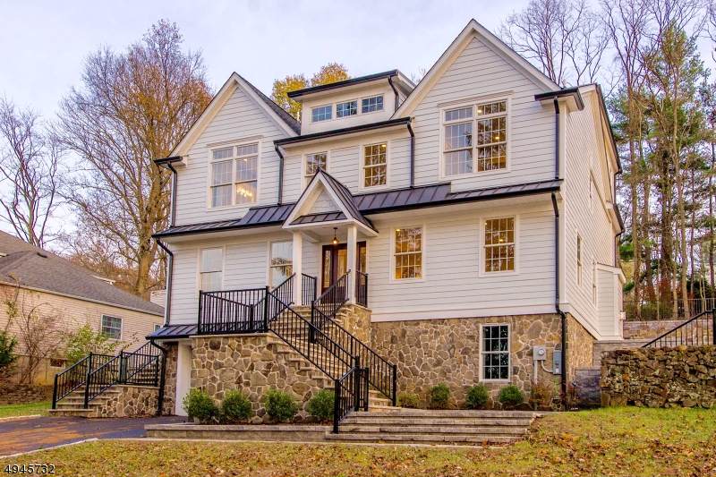 617 Fairmount Ave - Photo 1