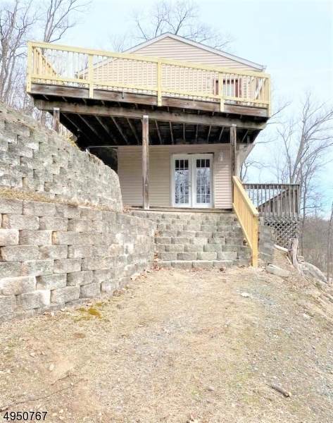 63 W Shore Dr - Photo 1