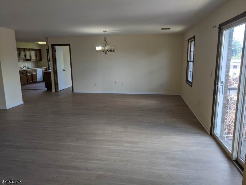 711 Mill St Unit-302 - Photo 1
