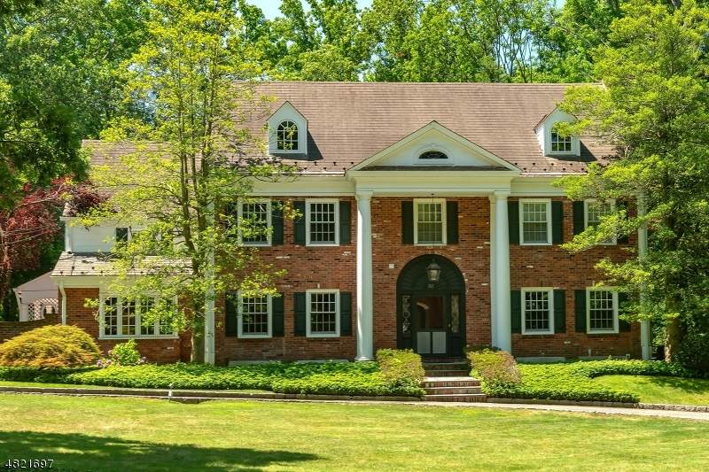 92 Oak Ln - Photo 1