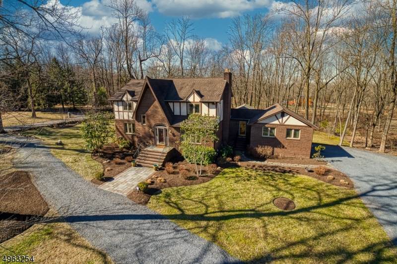 1 Stephen Dr - Photo 1