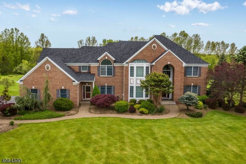 10 Jacobus Ln - Photo 1 10 Jacobus Ln - Photo 1