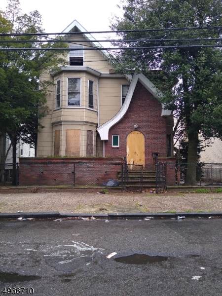 220 S 7Th St - Photo 1