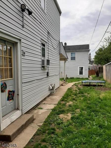 202 Lewis St - Photo 1 202 Lewis St - Photo 1