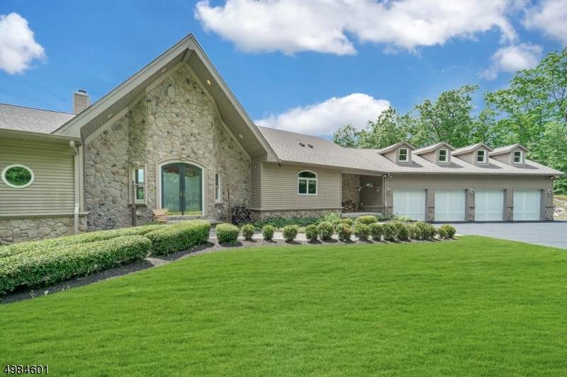 66 Skytop Rd - Photo 1