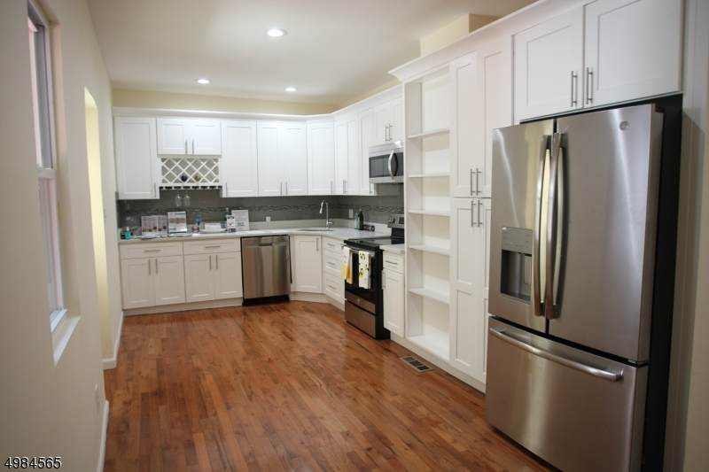 188 Sand Shore Rd - Photo 1