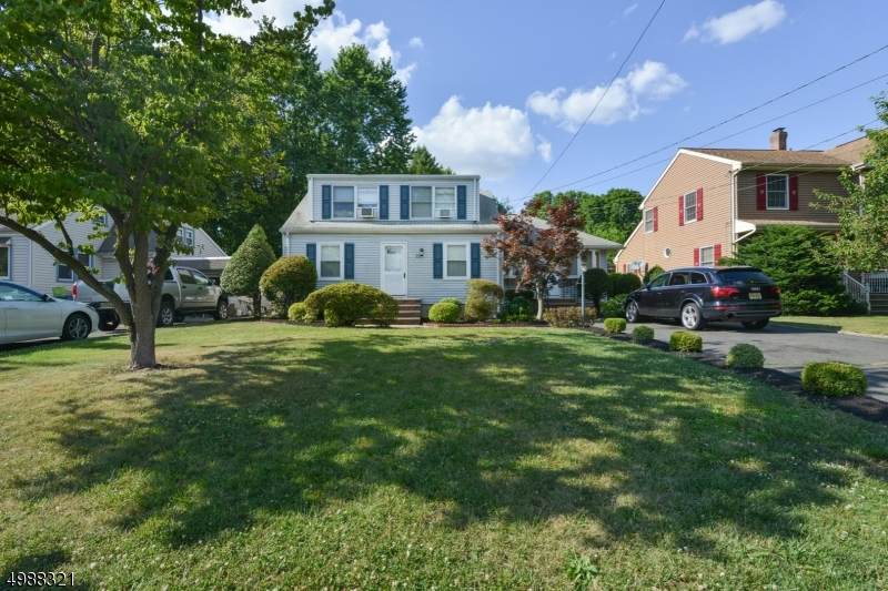 227 Rahway Ave - Photo 1