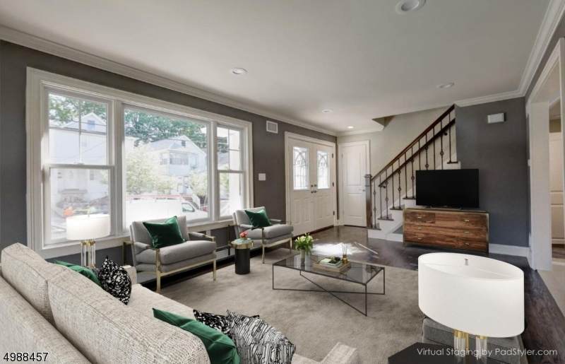 39 Frances St - Photo 1
