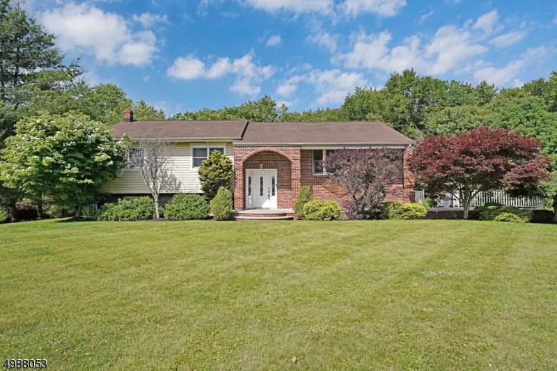 185 Rolling Hill Dr - Photo 1