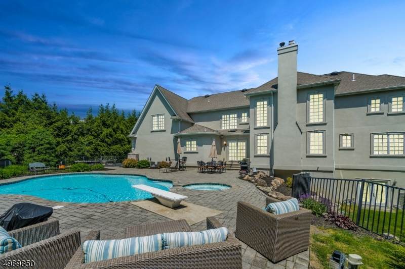 10 Patrick Brem Ct - Photo 1