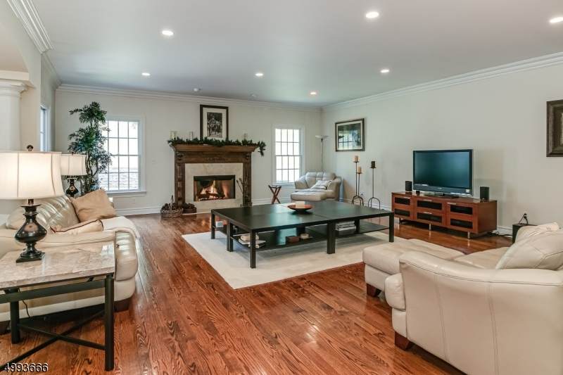 95 Mountain Ave - Photo 1