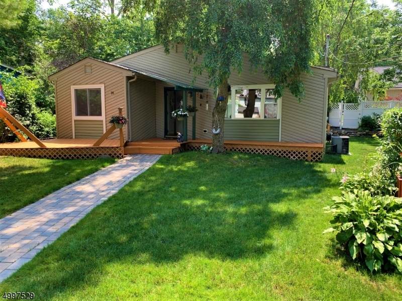 16 Chatham Rd - Photo 1