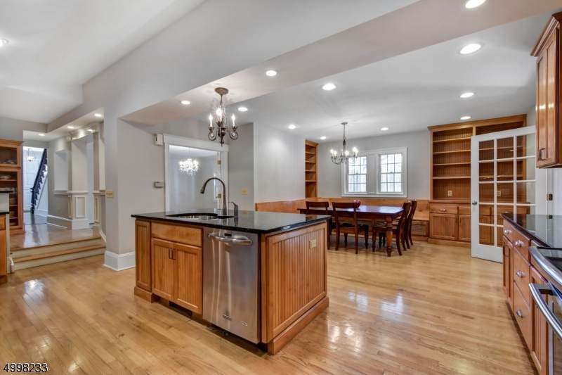 87 Ridgedale Ave - Photo 1
