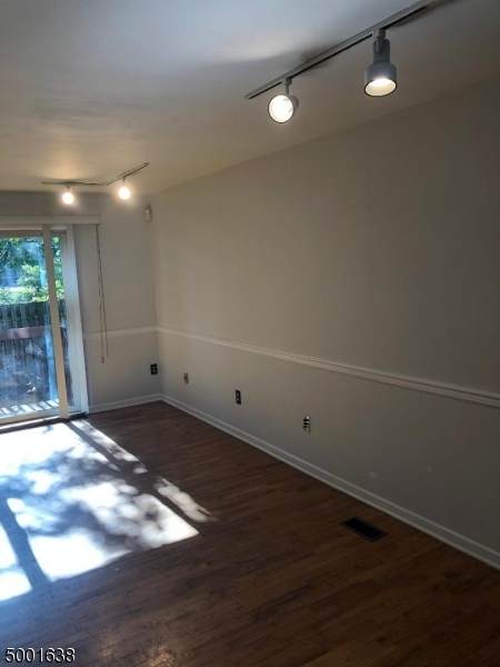 6 Essex St Unit F-31 - Photo 1