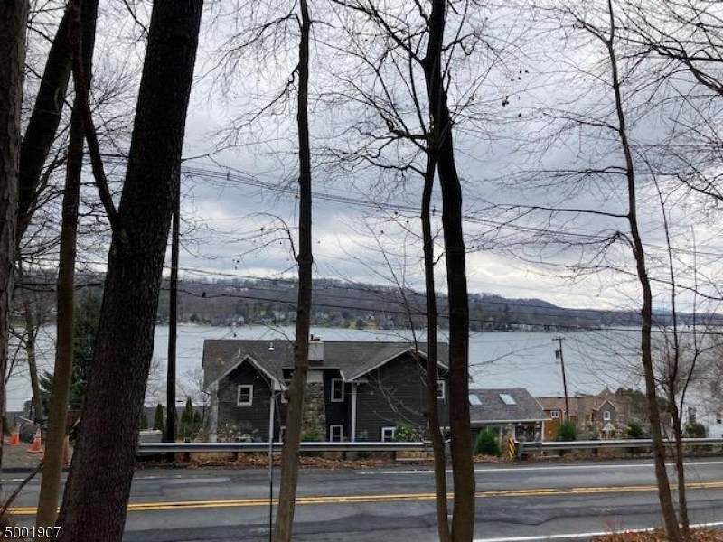 319 E Shore Trl - Photo 1