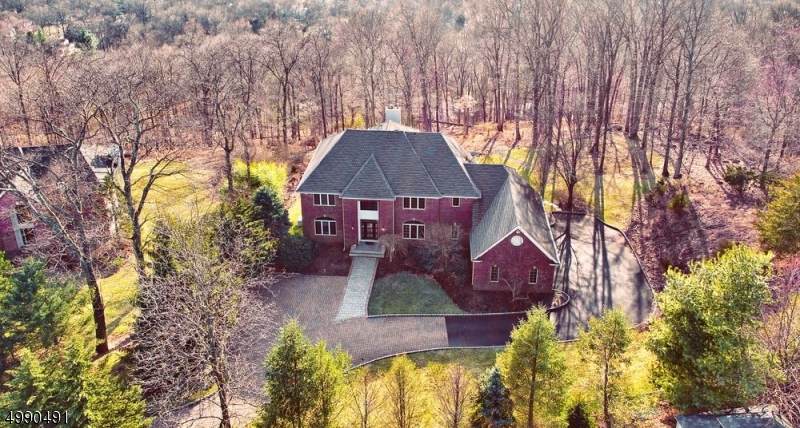6 Rose Ln - Photo 1