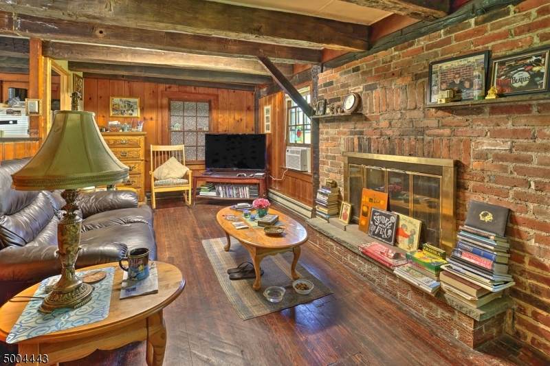 72 Pine Hill Rd - Photo 1