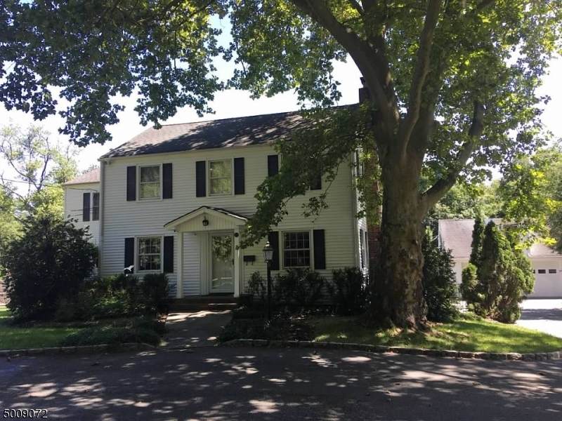 100 Glenside Ave - Photo 1