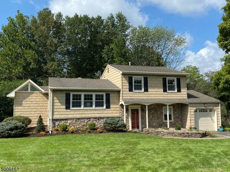 7 Patton St - Photo 1