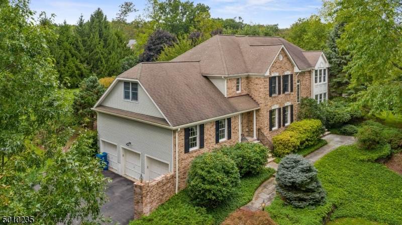 309 Kelly Dr - Photo 1