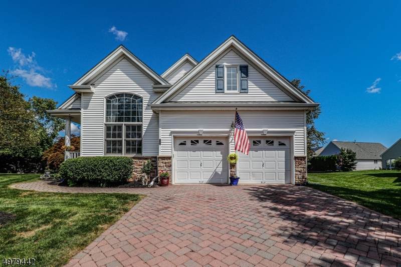 15 Bray Ct - Photo 1